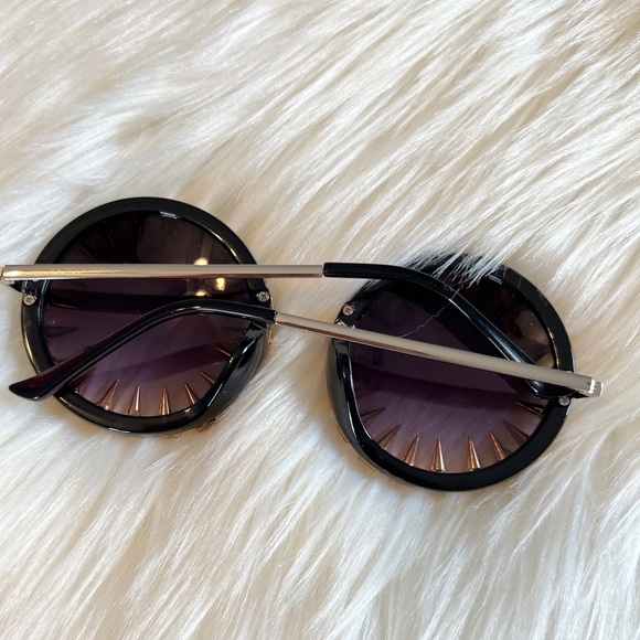 Valerio stone glasses - Picture 7 of 7